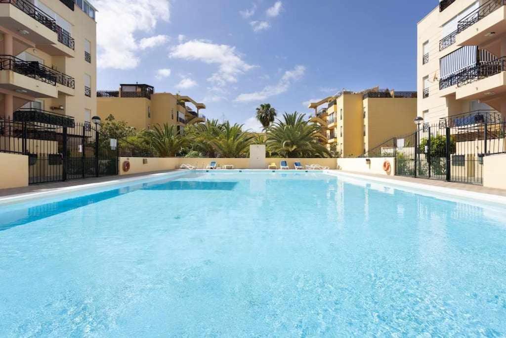 Sunnyland Apartment Arona Cho Esterno foto