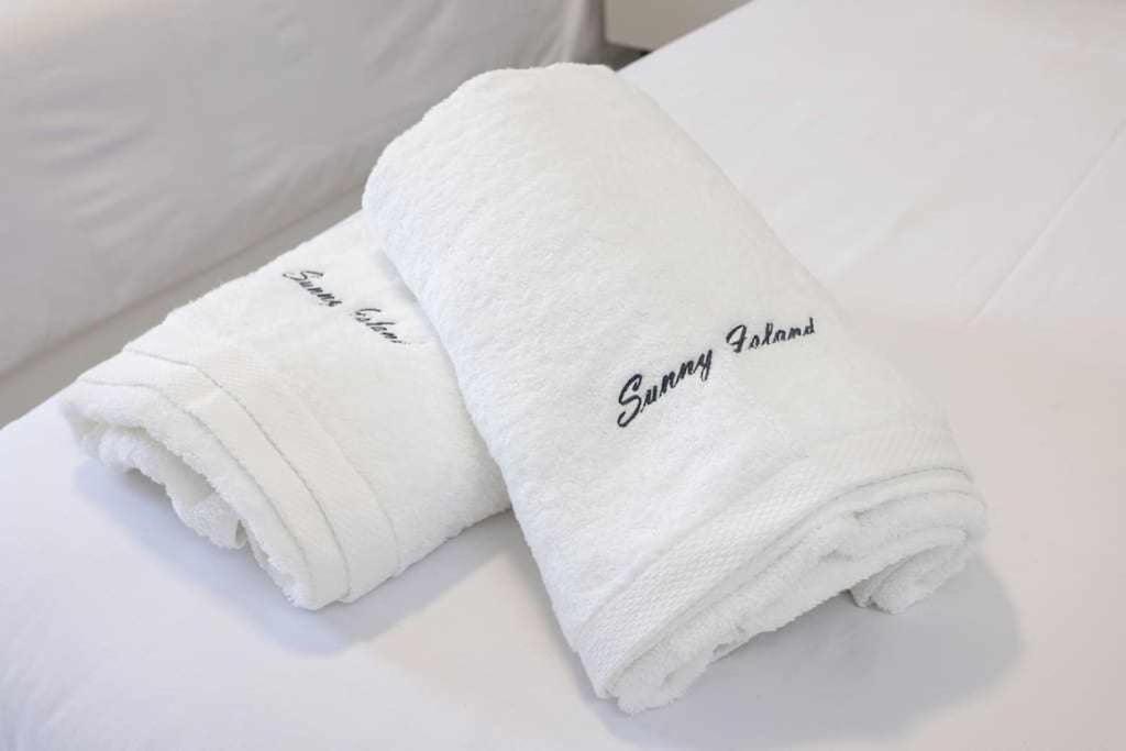 Sunnyland Apartment Arona Cho Esterno foto